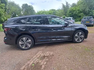 SKODA ENYAQ iV 60 180 Pk Black Edition Stoelverwarming Private glass Ecc SOH 94,8 %