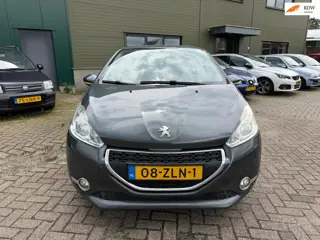 Peugeot 208 1.2 VTi Active, Airco, Loopt op 2 cilinders, APK 01-11-2026.
