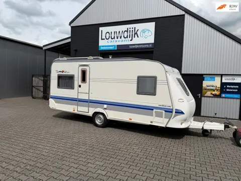 HOBBY Excellent 495 UFE ’05 (Mover, Fransbed)