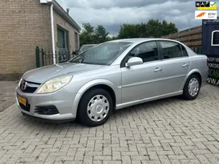 Opel Vectra 1.9 CDTi Business | NIEUWE APK | TREKHAAK | AIRCO | CRUISE CONTROL ! RIJD SUPER !