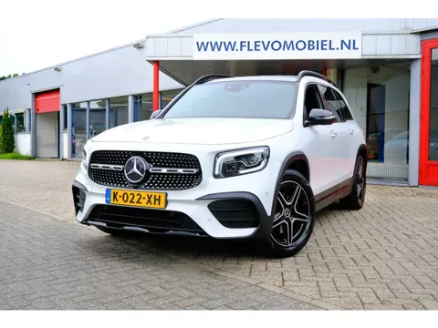 Mercedes-Benz GLB 180 Business Sol. AMG Aut. Pano|Leder-Alcantara|Burmester|CarPlay|LMV|Cam|Enz!