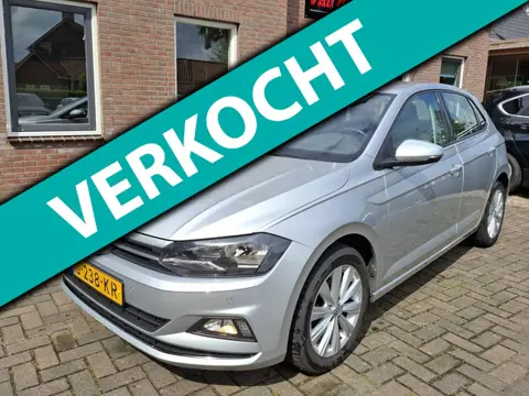 Volkswagen Polo 1.0 TSI Comfortline. 1ste eigenaar, dealer onderhouden. Nette auto! O.a. carplay, pd