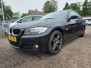 BMW 3-serie 318i