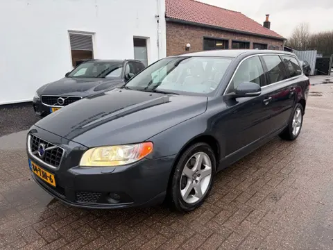 VOLVO V70 D3 Summum Automaat
