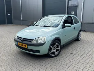 Opel Corsa 1.2-16V Comfort 139.637 km Jaar Apk