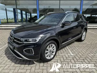 Volkswagen T-Roc 1.5 TSI Style DSG | Trekhaak | IQ.Light | ACC | massagefunctie | App-conn.