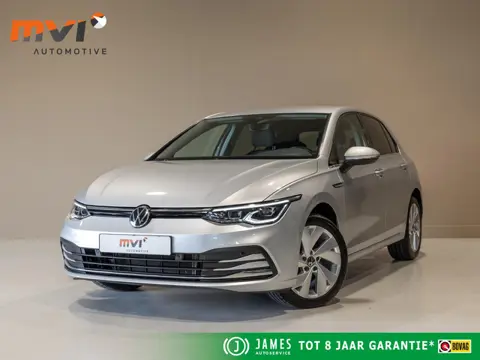 Volkswagen Golf 1.5 eTSI Style 150pk / Elektrisch verstelbare voorstoel(en) met geheugen / Apple car