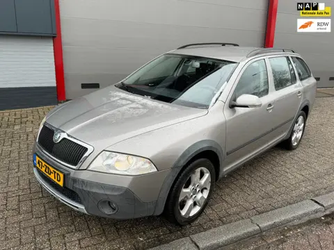 Skoda Octavia Combi 2.0 TDI Scout 4X4 !!