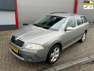 Skoda Octavia Combi 2.0 TDI Scout 4X4 !!