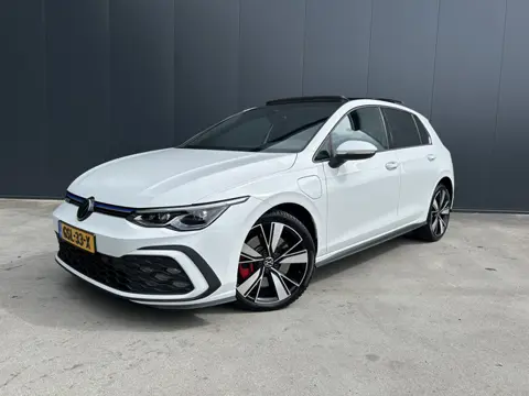 Volkswagen Golf 1.4 eHybrid GTE VIRTUAL COCKPIT ADAP CRUISE NAVI ECC LED TREKHAAK