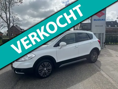 Suzuki SX4 S-Cross 1.6 Exclusive // Nette door ons onderhouden S-cross // Panoramadak // Rijklaarpri