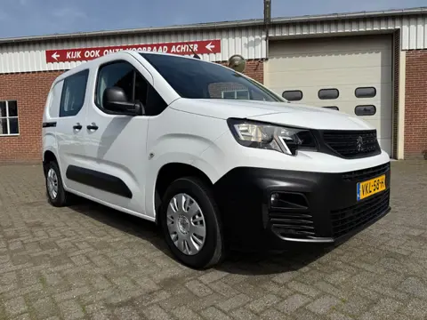 Peugeot Partner 1.2 PureTech Premium navi carplay airco