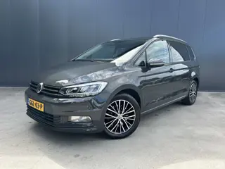 Volkswagen Touran 1.4 TSI AUTOMAAT COMFORTLINE TREKHAAK NAVI ADAPT CRUISE ECC LMV