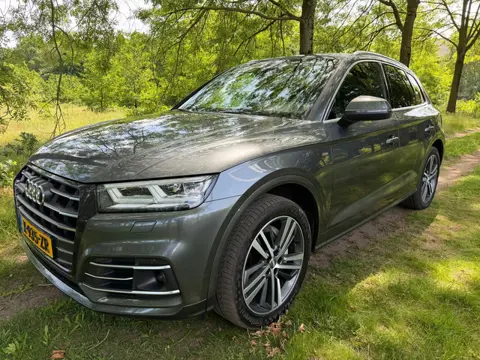 Audi Q5 55 TFSI e quattro Competition Luchtvering Trekhaak