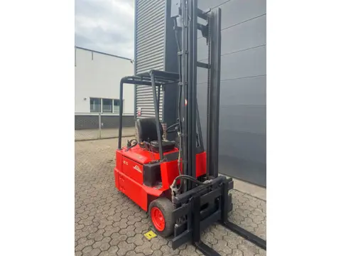 Linde E15 1,5 ton elektrische heftruck (bj 1990)