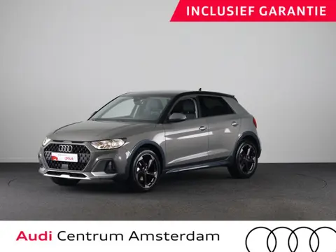 Audi A1 allstreet 30 TFSI Advanced edition 116pk | Lederen bekleding | Sonos | Stoelverwarming | App