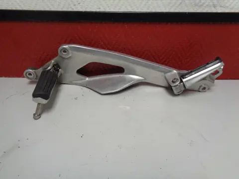 LINKER SCHETSPLAAT Yamaha TDM 2001 - 2004