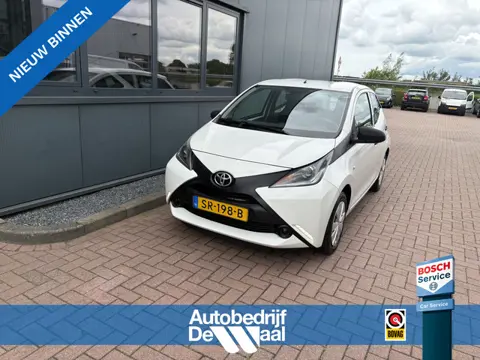 Toyota Aygo 1.0 VVT-i X-Fun 5-drs. AIRCO/MEDIA/LIMITER