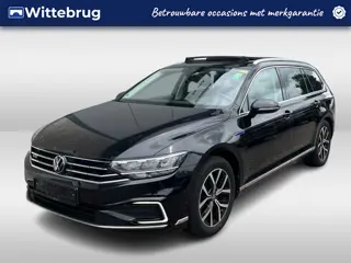 Volkswagen Passat Variant 1.4 TSI PHEV GTE Business / AUTOMAAT/ TREKHAAK/ PANO/ ALCANTARA/ 218 PK/ C