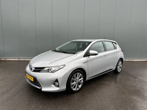 Toyota Auris 1.8 Hybrid Executive CAMERA | HALF LEDER | ONDERHOUDSBOEKJE !