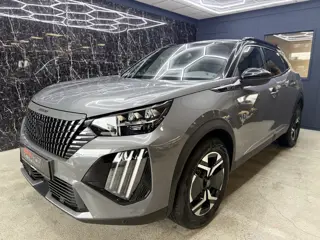 Peugeot 2008 1.2 Hybrid 145 GT (bj 2025, automaat)