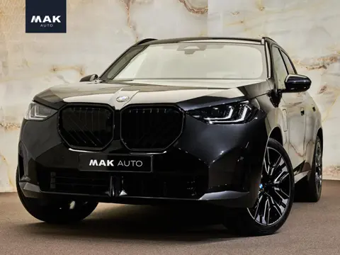 BMW X3 30e xDrive M Sport Pro , pano, 21", tr.haak, H/K, HUD, 360° camera, keyless, shadow line