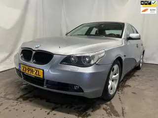 BMW 5-serie 525i Executive - Achter schade - Schade