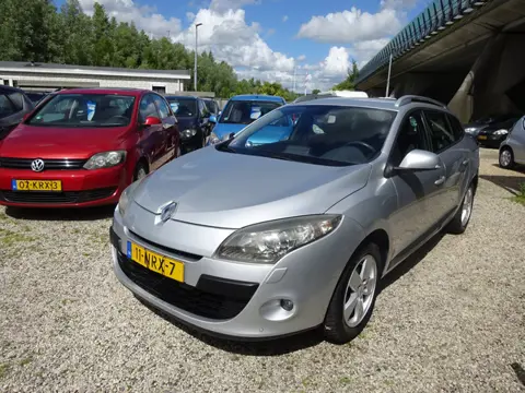 Renault Mégane Estate 1.4 TCe Dynamique, Airco, Cruise control, Navigatie
