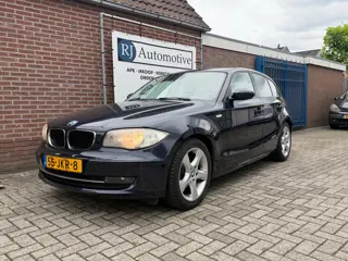 BMW 1 Serie 118i Business Line APK/NAP/CLIMA (bj 2009)