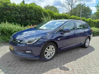 Opel Astra Sports Tourer 1.6 CDTI Business+