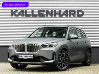 BMW iX1 eDrive20 - 67kWh - Memoryzetel - Massage - Harman Kardon - Camera