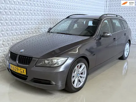 BMW 3-serie Touring 325i Executive AUTOMAAT (2006)