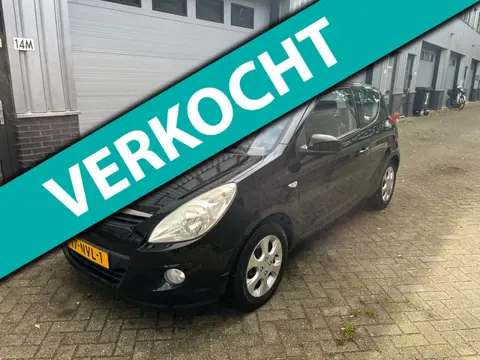 Hyundai I20 1.4i i-Catcher! Clima! Parksensor! Trekhaak!
