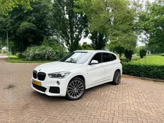 BMW X1 XDrive18d High Executive | Leer | Automaat | M Sport
