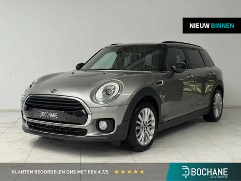 MINI Clubman 1.5 Cooper Business Edition | Navigatie | Parkeersensoren | Climate Control | Lichtmeta