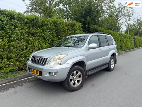 Toyota Land Cruiser 3.0 D-4D LX Blind Van 1e eigenaar.