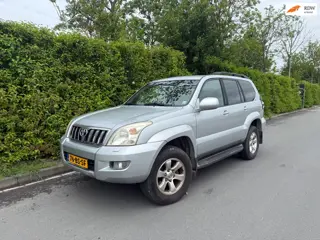 Toyota Land Cruiser 3.0 D-4D LX Blind Van 1e eigenaar.