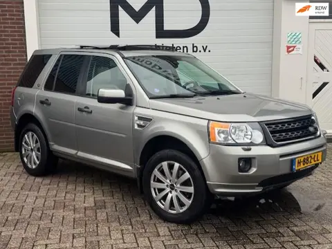 Land Rover Freelander 3.2 i6 Prestige 4WD -Panoramadak-Leder