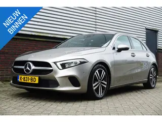 Mercedes-Benz A-klasse 180 Luxury/Sportstoelen/leer/Sfeerverlichting/ Widescreen/Carplay.