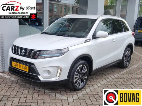Suzuki Vitara 1.5 HYBRID STYLE AUTOMAAT Alcantara | Camera | Dodehoeksensoren