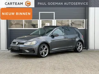 Volkswagen Golf 1.5 TSI Highline Business R | R line | Panoramadak | Dodehoek | Stoel verwarming | C