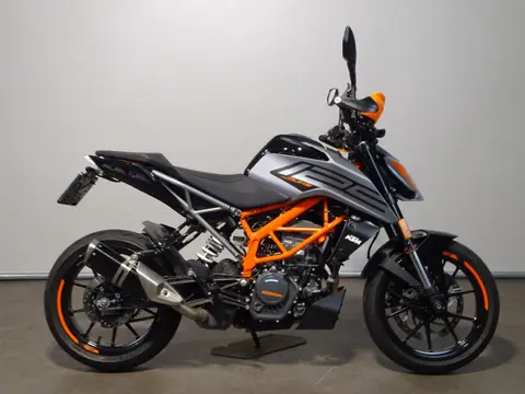 KTM 125 DUKE (bj 2023)