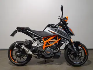 KTM 125 DUKE (bj 2023)
