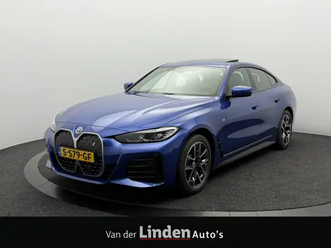 BMW i4 eDrive40 M-Sport 84 kWh | Live Cockpit Plus | Schuifdak | Head-Up Display | Leer