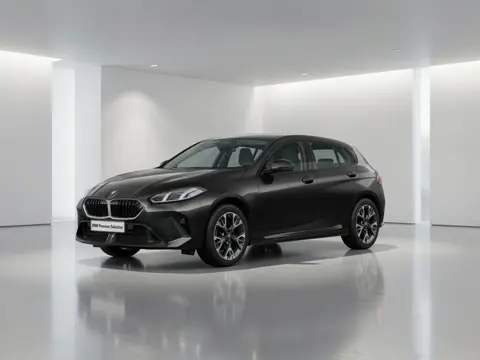 BMW 1-serie 120 M Sport Design Edition . (bj 2025)