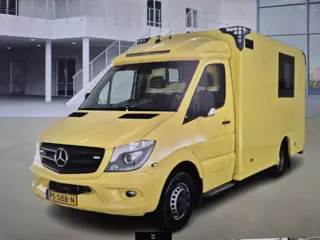 Mercedes-Benz Sprinter 519 ambulance geheel compleet topstaat v6 MARGE euro6 klein rijbewijs mogelij