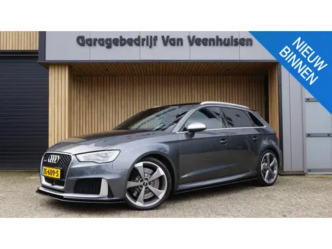Audi RS3 Sportback 2.5 TFSI 367pk Quattro RS-Seats Pano.Dak ArmyTrix & Eventuri Bearlock B&O *Keurig
