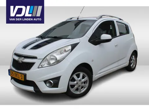 Chevrolet Spark 1.0 16V LT White Limited Edition Bi-Fuel Lichtmetalen velgen 14", Parkeersensor acht