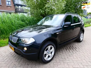 BMW X3 2.5si 218pk 6-Cilinder 4WD Exe Automaat Navi Trekhaak 1800kg.