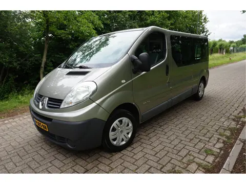 Renault Trafic Passenger 2.0-16V T29 L2H1 Benzine 9 pers!